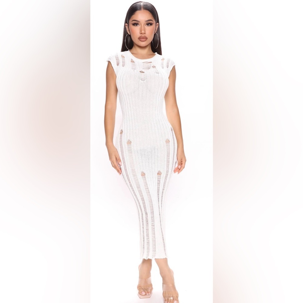 NWOT Fashion Nova Crochet Sweater Dress - Off white​